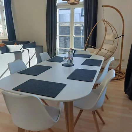 Maremar - 116qm Mit 2 Schlafzimmern - Perfekt Fuer Familien - Holzmarkt - Luxus Boxspringbetten - Kueche - Balkon - Arbeitsplaetze 버든