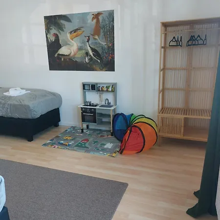 Maremar - 116qm Mit 2 Schlafzimmern - Perfekt Fuer Familien - Holzmarkt - Luxus Boxspringbetten - Kueche - Balkon - Arbeitsplaetze * 威尔登