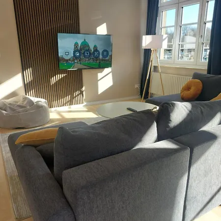 Maremar - 116qm Mit 2 Schlafzimmern - Perfekt Fuer Familien - Holzmarkt - Luxus Boxspringbetten - Kueche - Balkon - Arbeitsplaetze