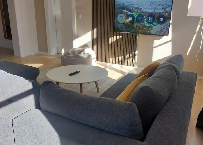 Maremar - 116qm Mit 2 Schlafzimmern - Perfekt Fuer Familien - Holzmarkt - Luxus Boxspringbetten - Kueche - Balkon - Arbeitsplaetze *