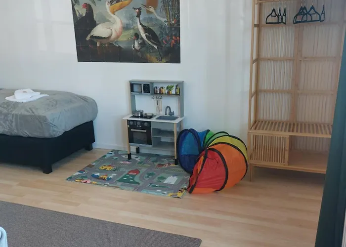 Maremar - 116qm Mit 2 Schlafzimmern - Perfekt Fuer Familien - Holzmarkt - Luxus Boxspringbetten - Kueche - Balkon - Arbeitsplaetze * Verden an der Aller